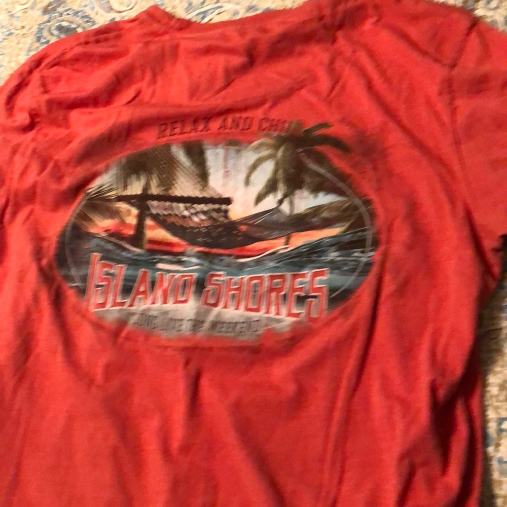 Large shirts - Picture 2 of 8